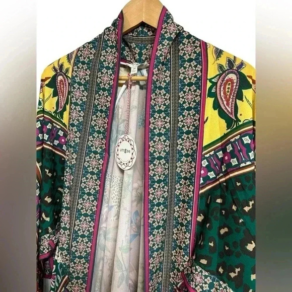 Umgee Jade Mixed Scarf Print Angel Sleeve Open Front Kimono Size M NWT - Picture 3 of 10